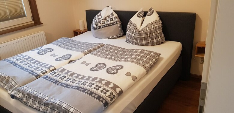 Apartamentos Ferienh�user Hainichh�he