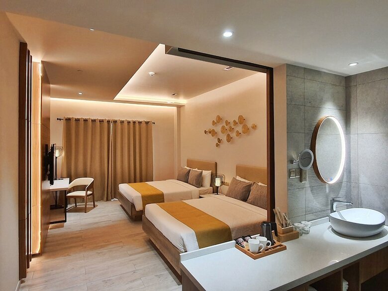 Hotel Nouveau Resort