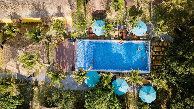 Hoi An Seabreeze Village Resort