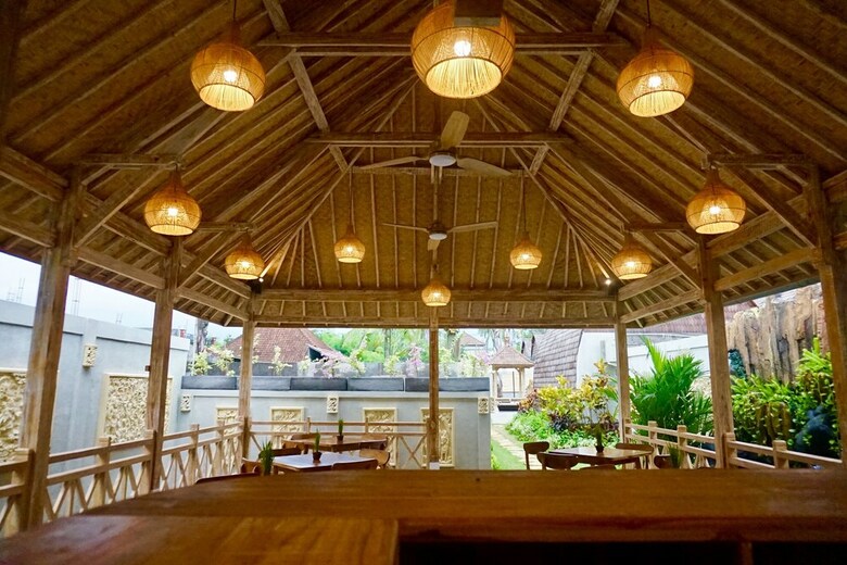 Bed & Breakfast Wana Shanti Villa