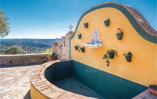 Four-bedroom Holiday Home In Constantina