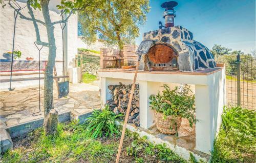 Four-bedroom Holiday Home In Constantina