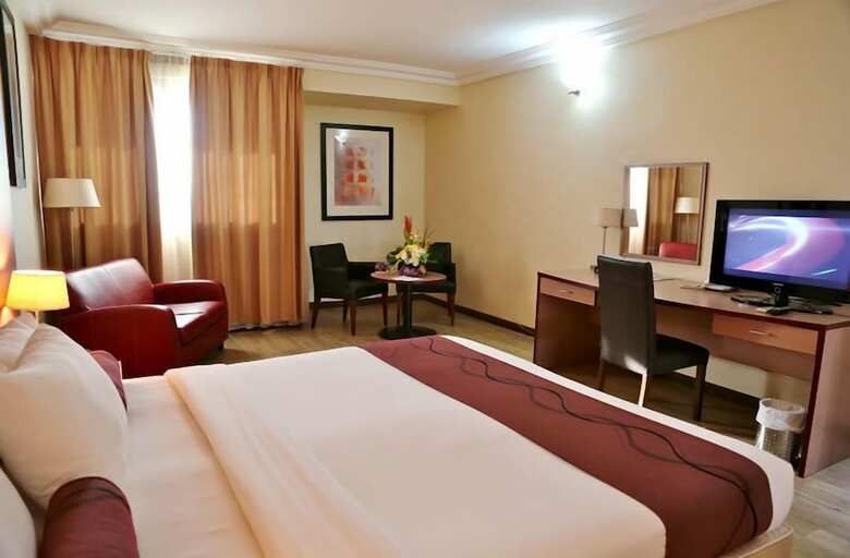 Alisa Hotel