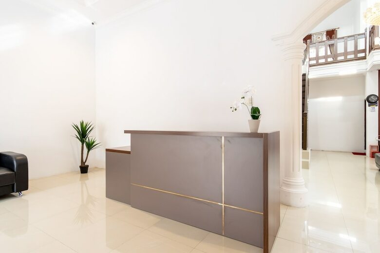 Hotel Oyo 1632 1000 House