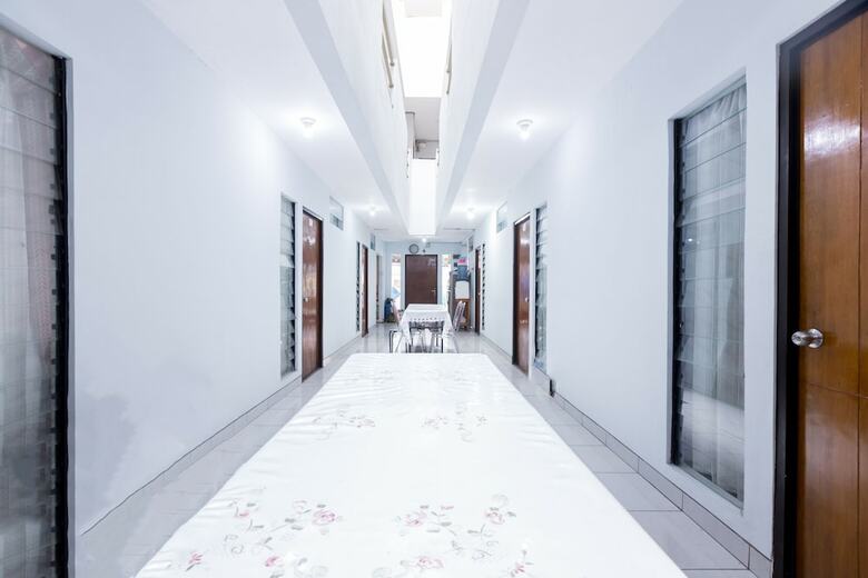 Hotel Oyo 1516 Cemara Gading Syariah