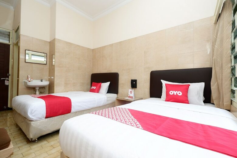 Hotel Oyo 1843 Cahya Nirwana