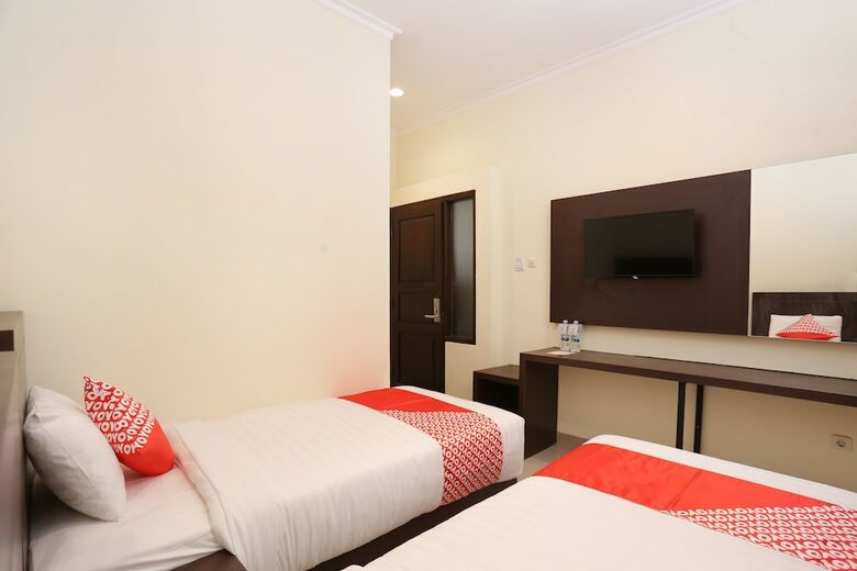 Hotel Oyo 1626 Alena Residence