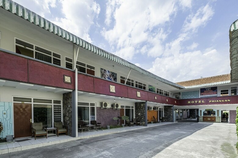 Oyo 1970 Hotel Priangan