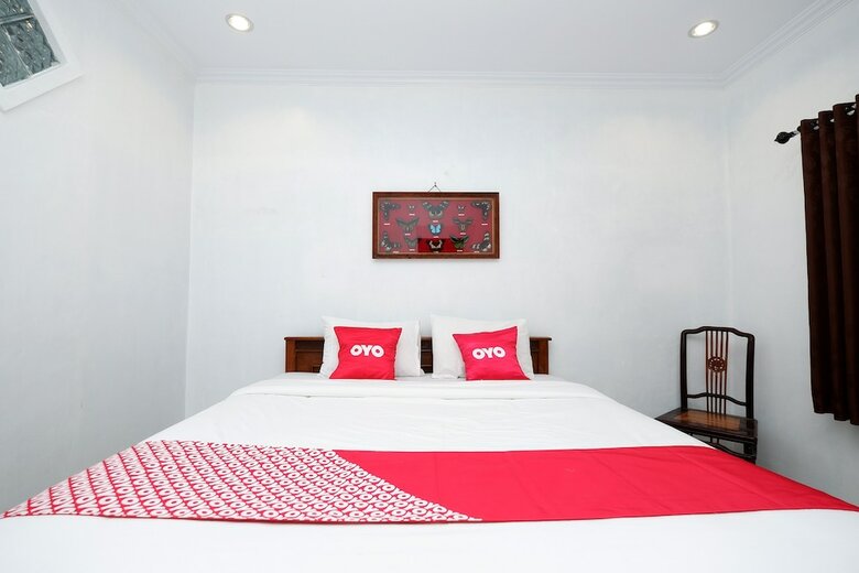 Oyo 1706 Hotel H&w Solo