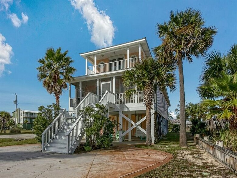 Coastal Dream 1 By Meyer Vacation Rentals
