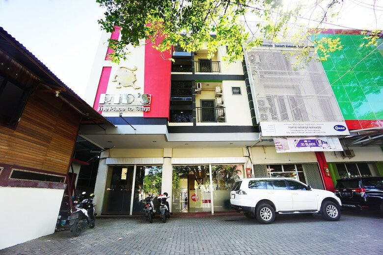 Oyo 1769 Rid's Hotel