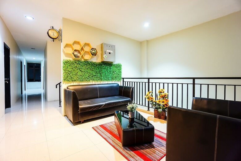 Oyo 1769 Rid's Hotel