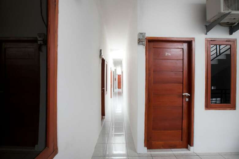 Hotel Oyo 1744 Midys