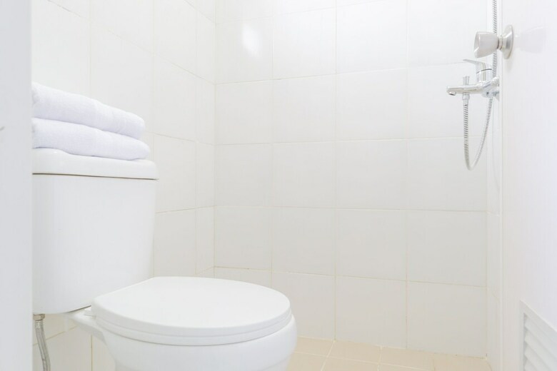 Hotel Oyo 1219 Wisma Anton Soedjarwo