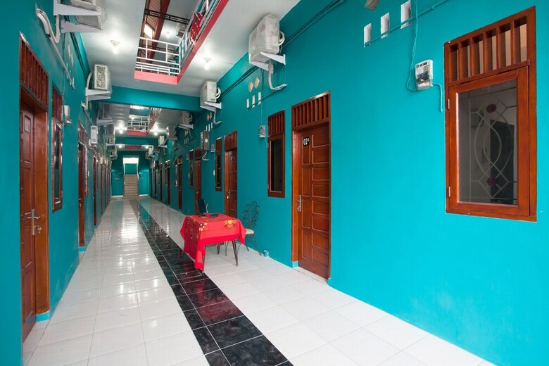 Hostal Oyo 1978 Pondok Indah Residence