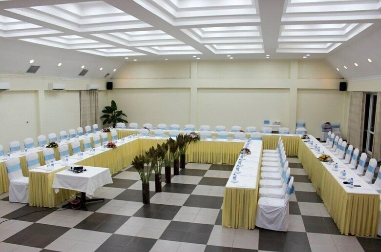 Apartamento Cuc Phuong Resort