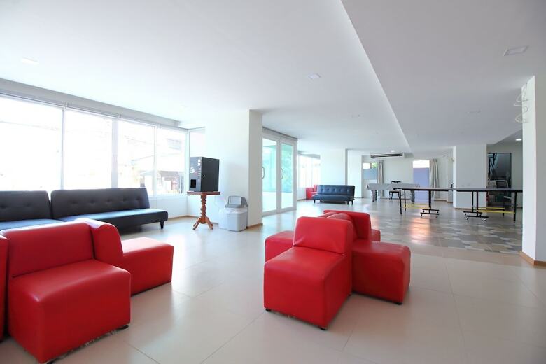 Hotel Oyo 474 Tara Residence