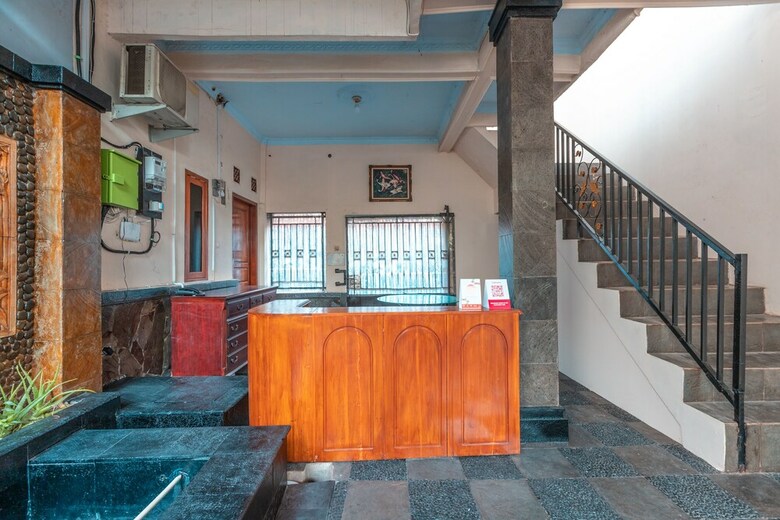 Hostal Oyo 2137 D'colonel Residence Syariah