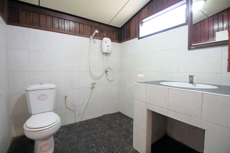 Hotel Oyo 476 Ban Rimnam Resort