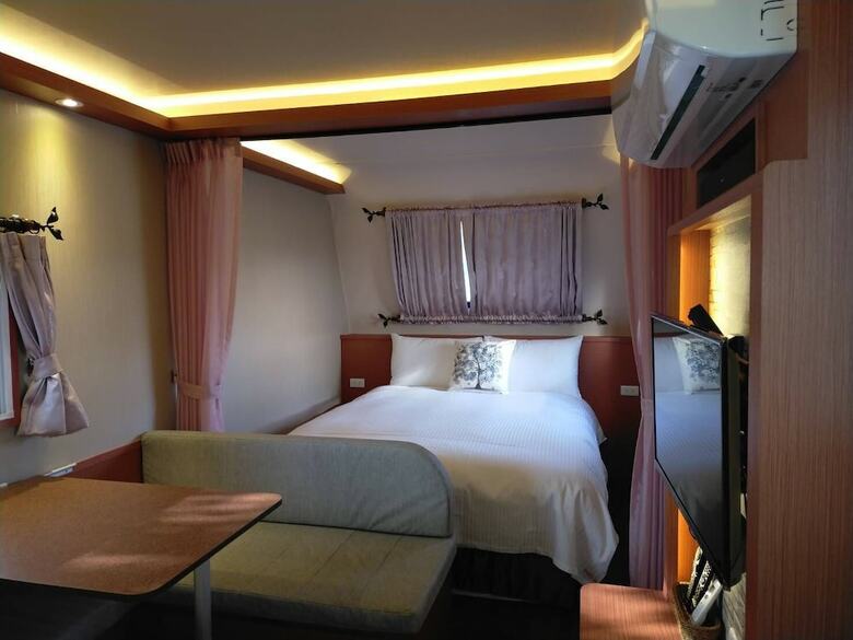 K-1 Hotel