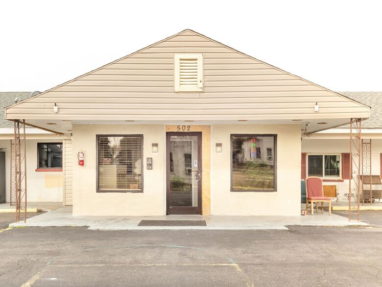 Oyo Hotel Rowland I-95