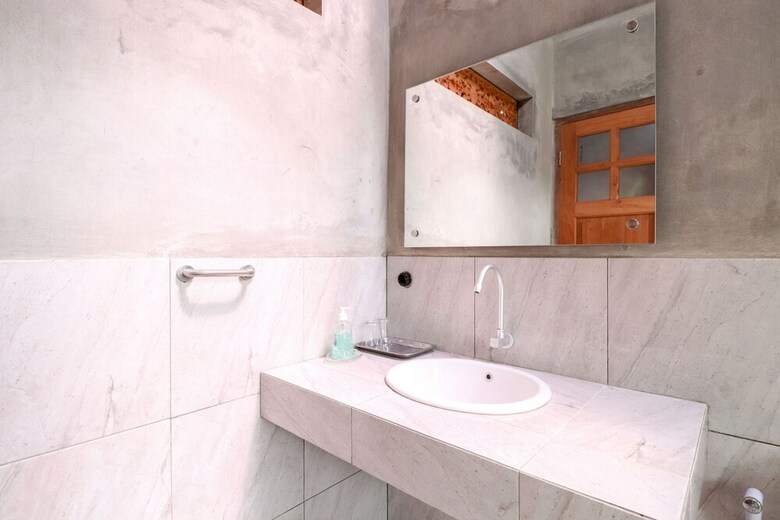 Hotel Saka Homestay