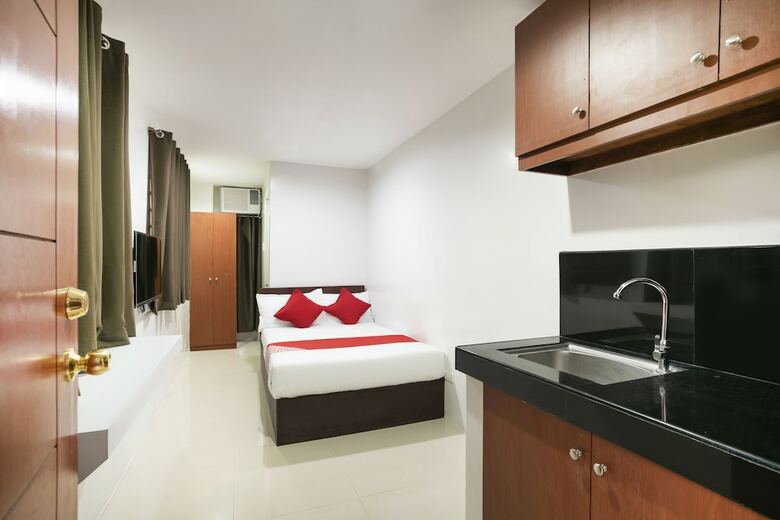 Hotel Oyo 395 Elti Dormitel