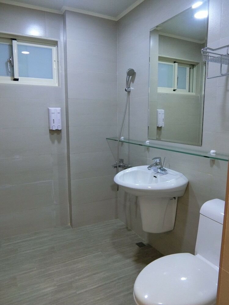 Li Hua Du B&B
