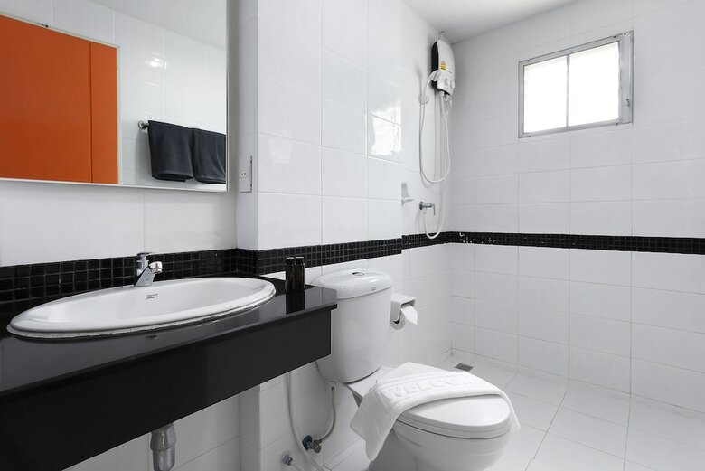 Hotel D Varee Xpress Fullroom 77 Srinakarin