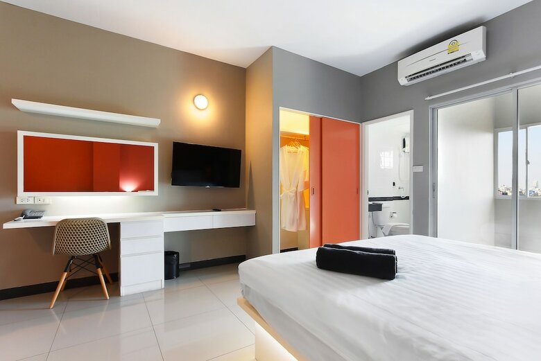 Hotel D Varee Xpress Fullroom 77 Srinakarin