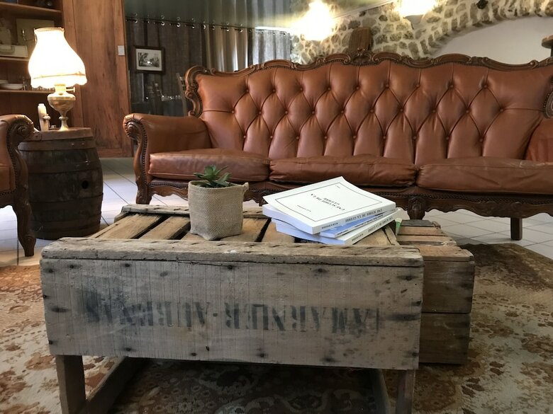 L'oustal Des Bancs