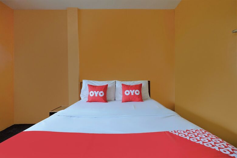 Hotel Oyo 588 Rose In Mansion