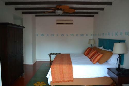 Hotel Isla De Flores