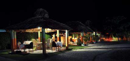 La Maison Hotel