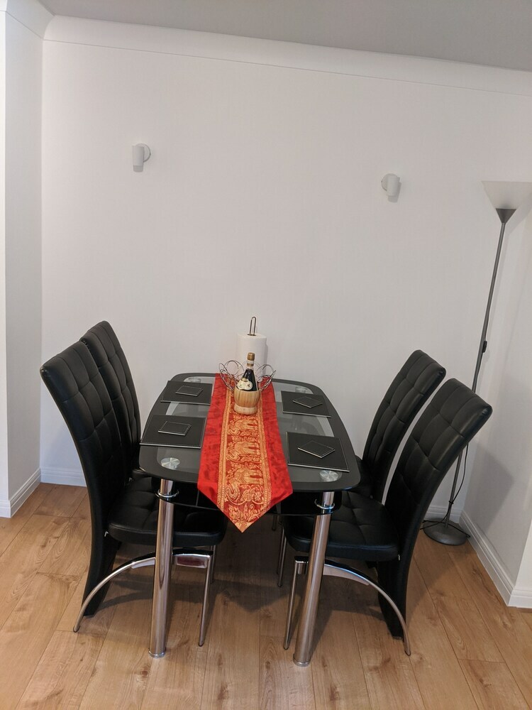Oaklawn Service Apartments
