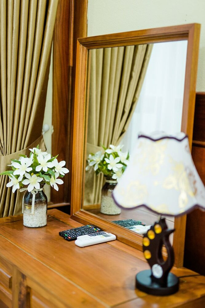 Hotel Van Long Green