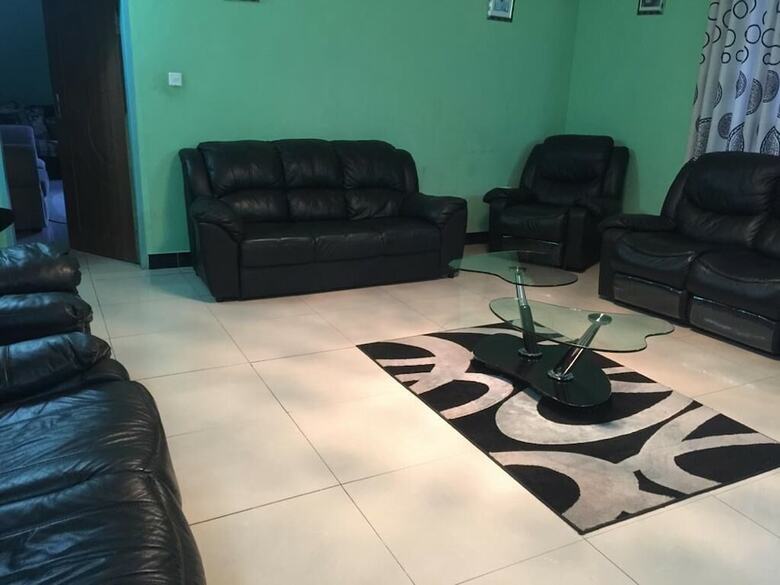 Hotel Kaswanga Farm Holiday Home