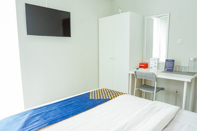 Hostal Oyo 2279 Rumah Teteh