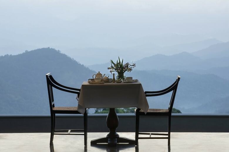 Hotel W15 Hanthana Estate Kandy