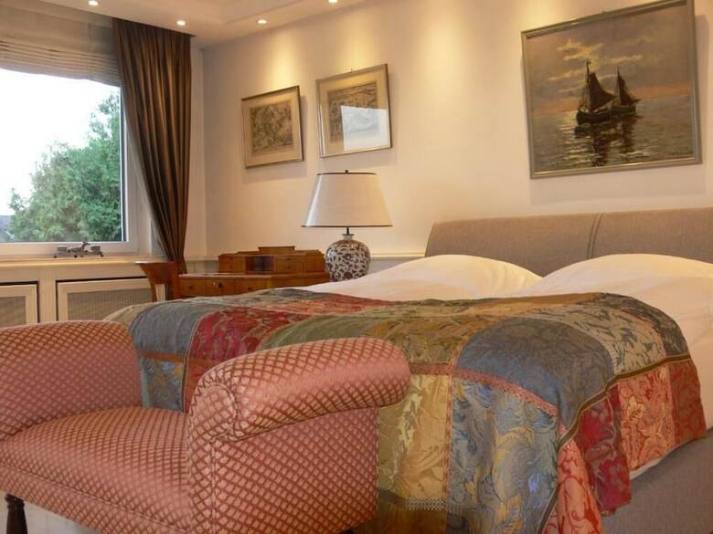 Bed & Breakfast Die Villa Mettmann