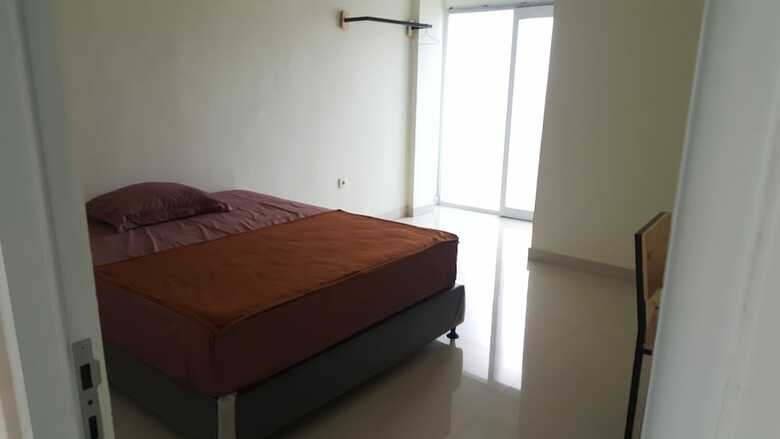 Hostal Oyo 2203 Wira Residence