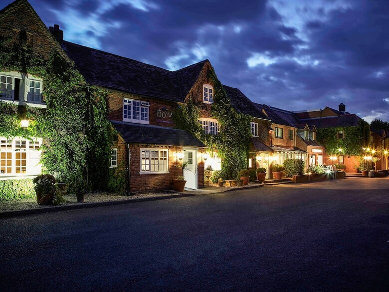 Mercure Warwick Honiley Court Hotel