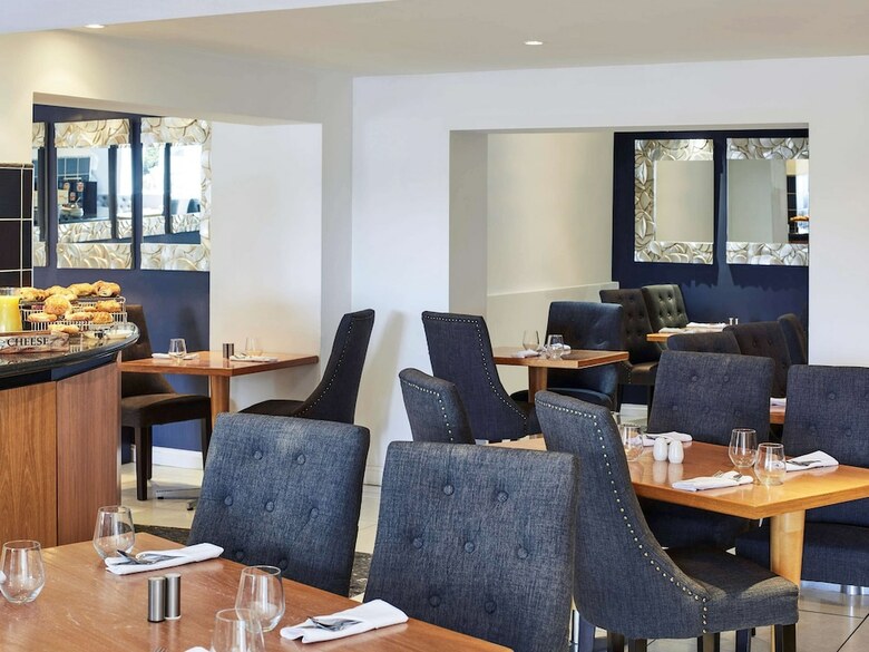 Mercure Warwick Honiley Court Hotel