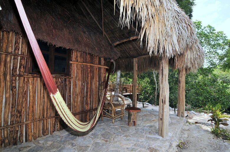 Posada Cenote La Xtabay