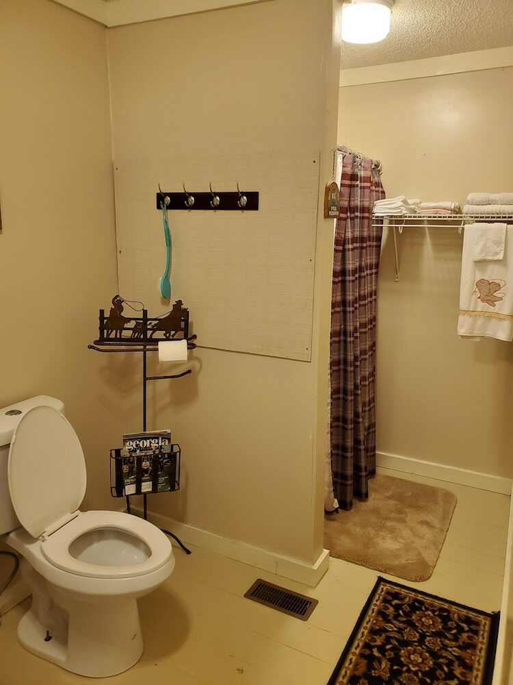 Country Aire Bed & Breakfast Llc