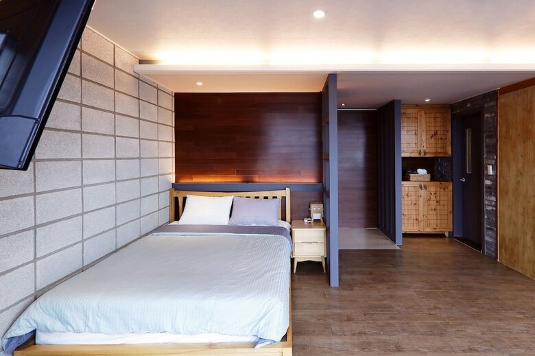 Daylight Lagomar Pension