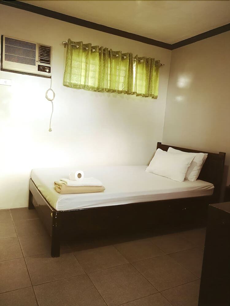 Kingsville Hotel