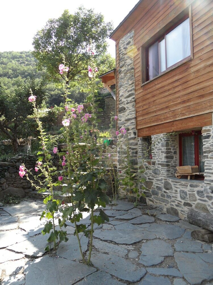 Apartamentos Le Fenil D'evol