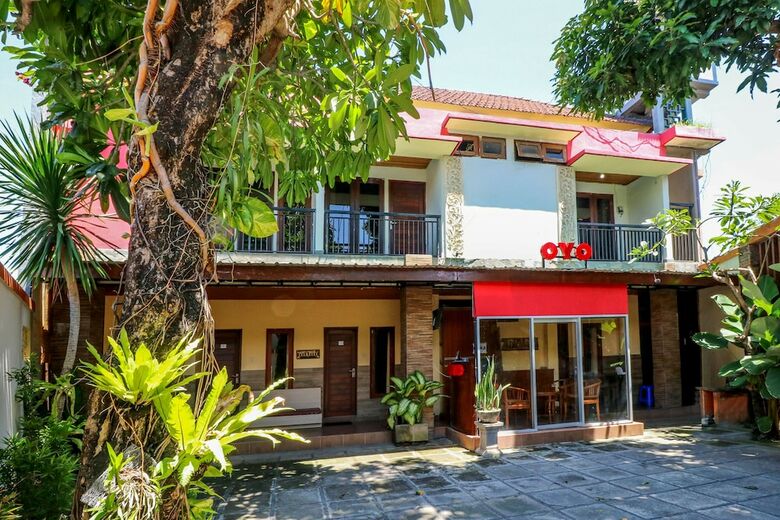 Hostal Oyo 2581 Ketut Smile