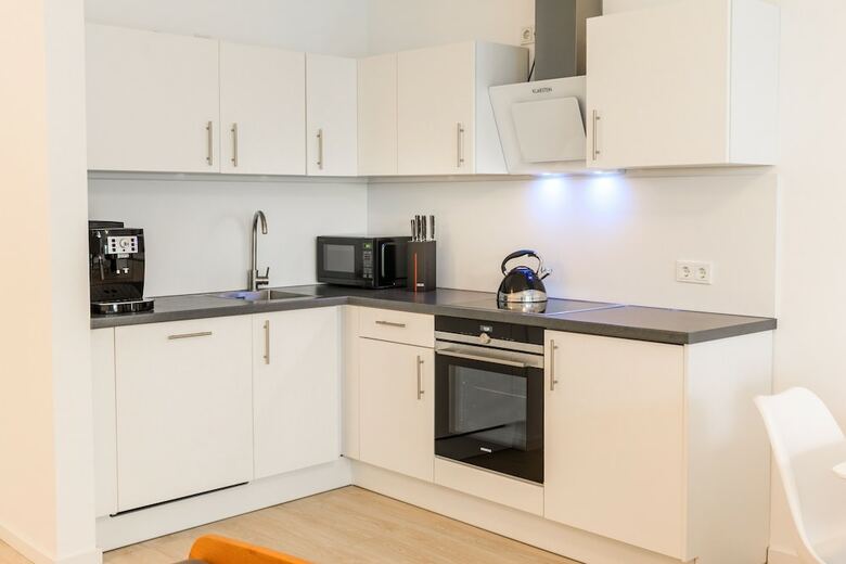 Apartamentos Modern And Bright Studio